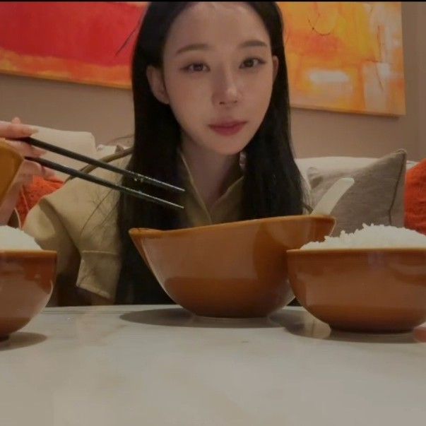 Winter (aespa)的最新照片