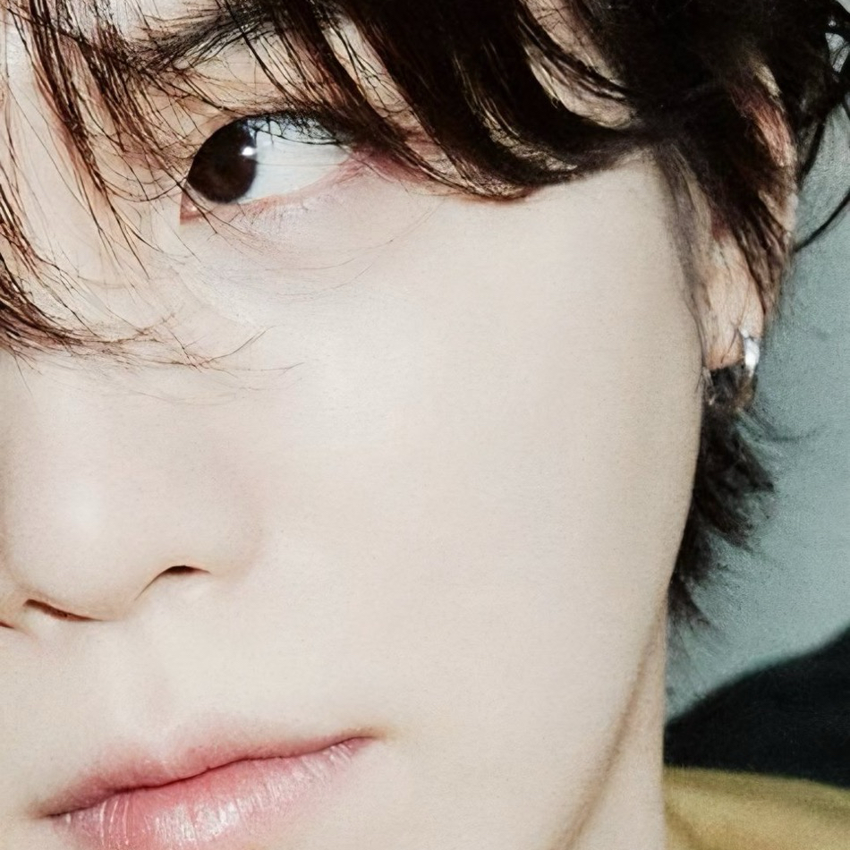 SUGA (防弹少年团)的最新活动照片