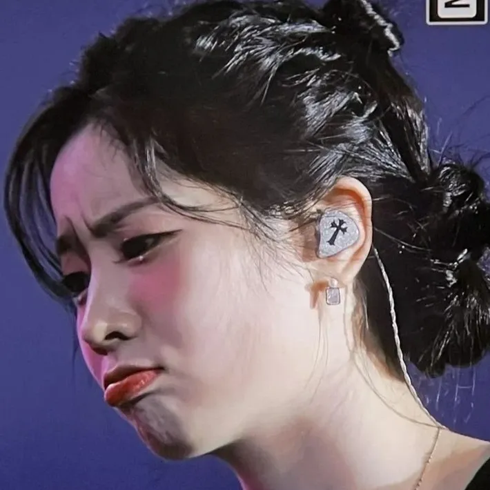 ダヒョン (TWICE)の舞台裏ショット