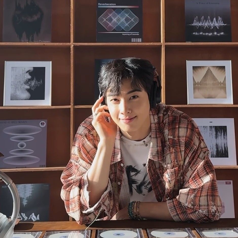 ASTRO的最新照片