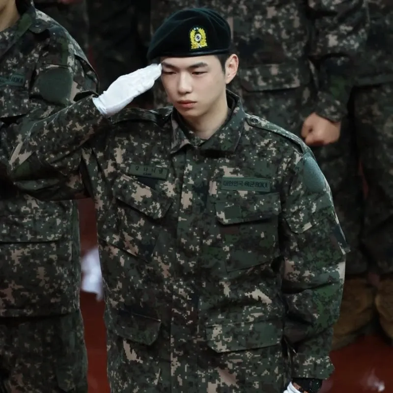 강다니엘의 비하인드 컷