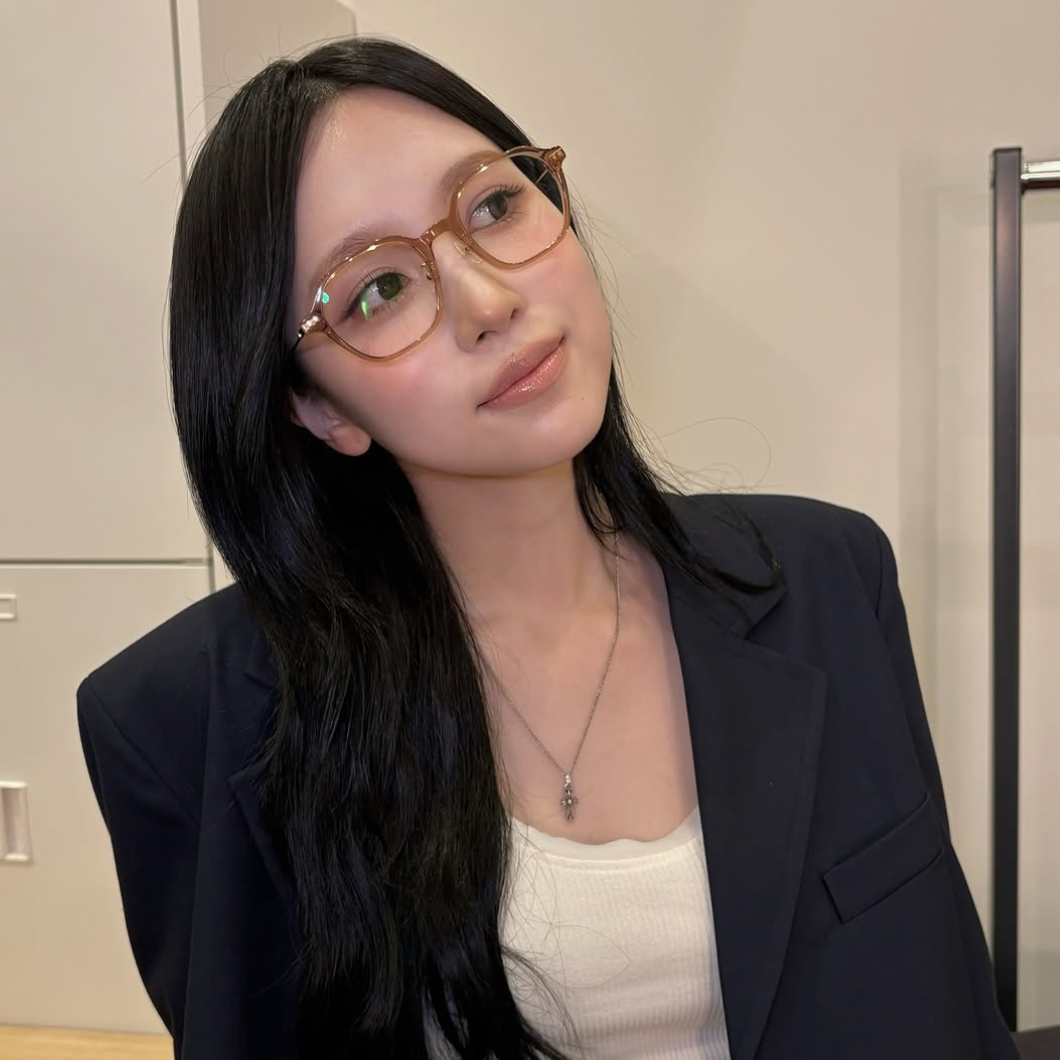Potret di balik layar Mina (TWICE)
