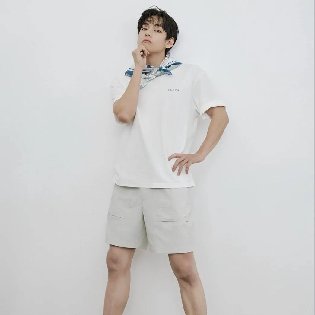 뷔 (방탄소년단) 최근 활동샷