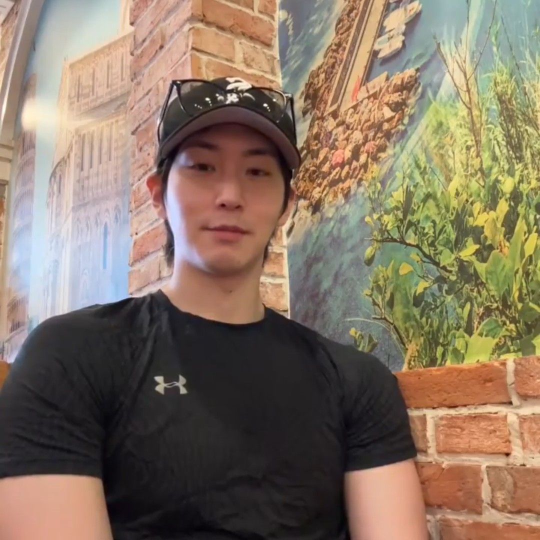 Behind-the-scenes cut of Shinwon (PENTAGON)