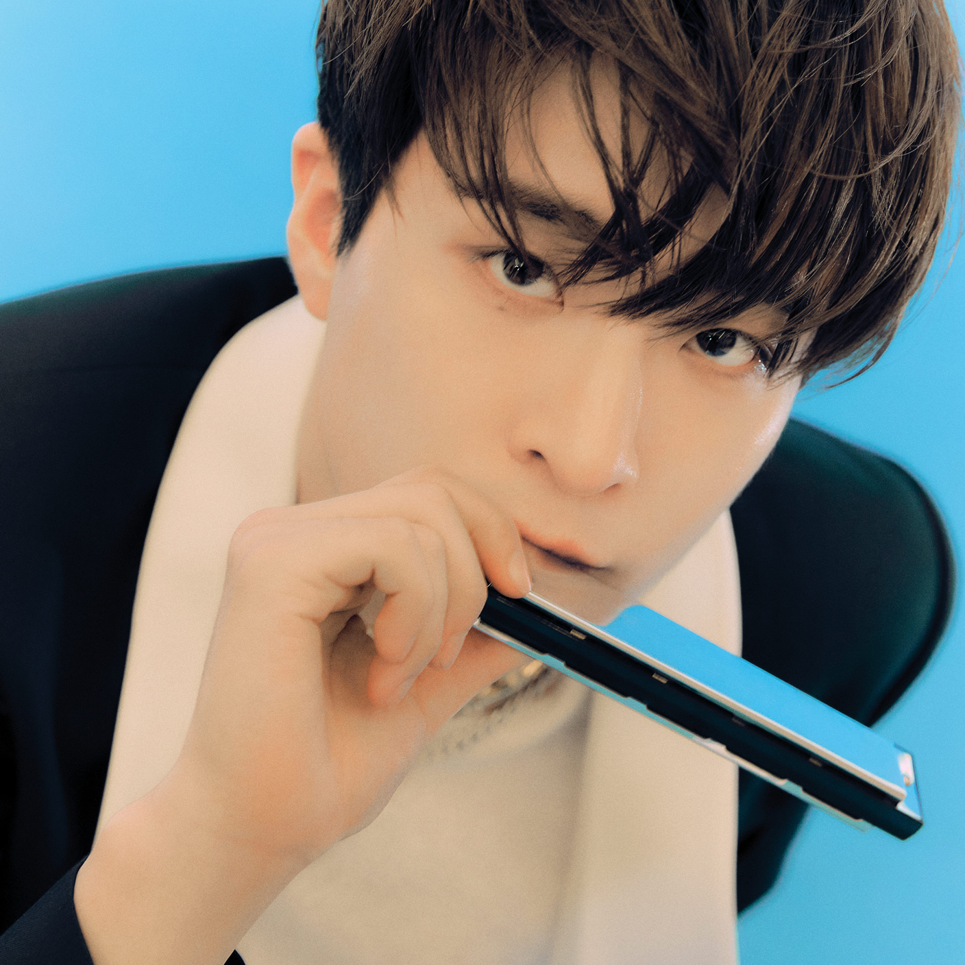 Behind-the-scenes cut of Youngjae (GOT7)