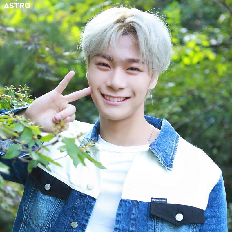 Behind-the-scenes cut of Moonbin (ASTRO)