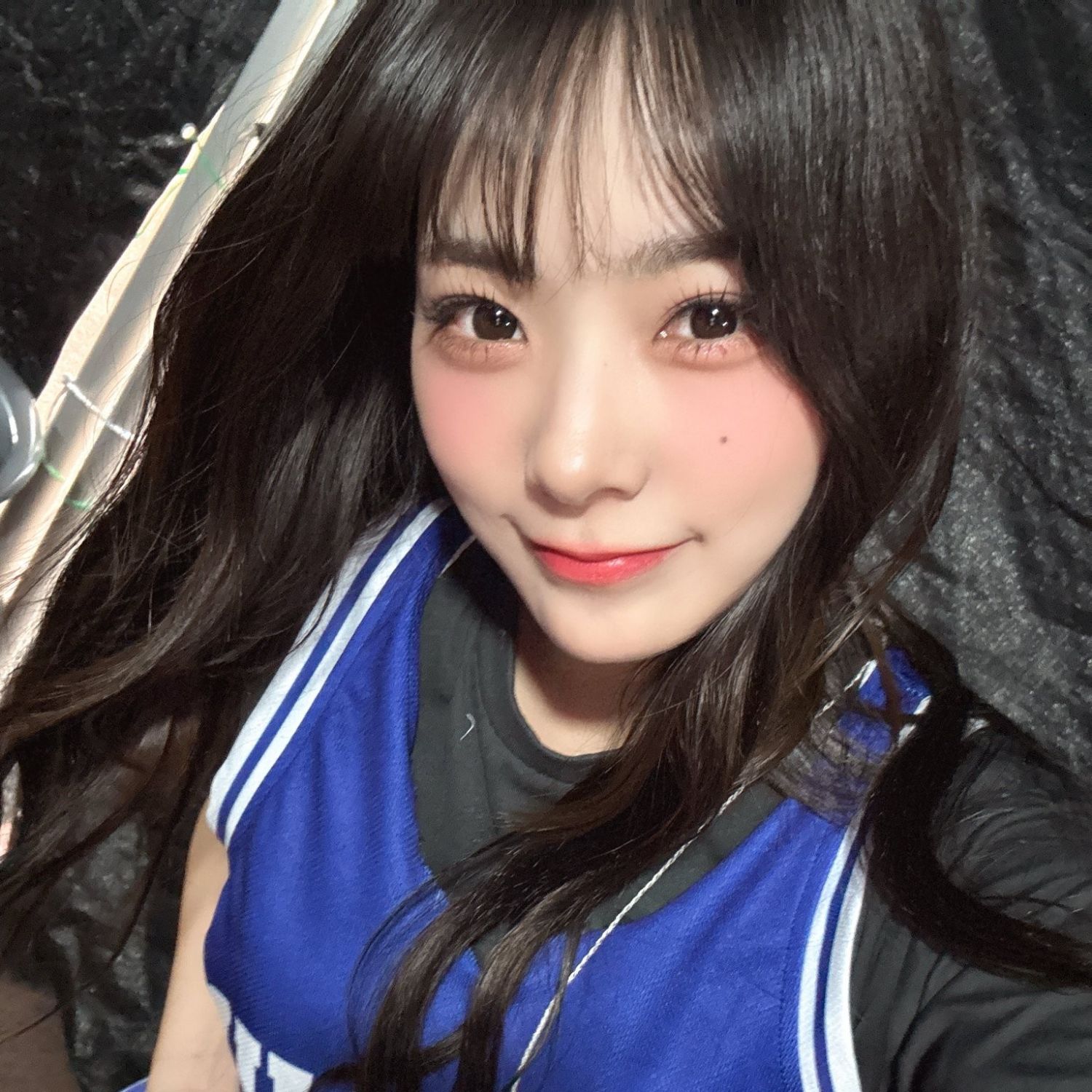 Behind-the-scenes cut of Siyeon (QWER)