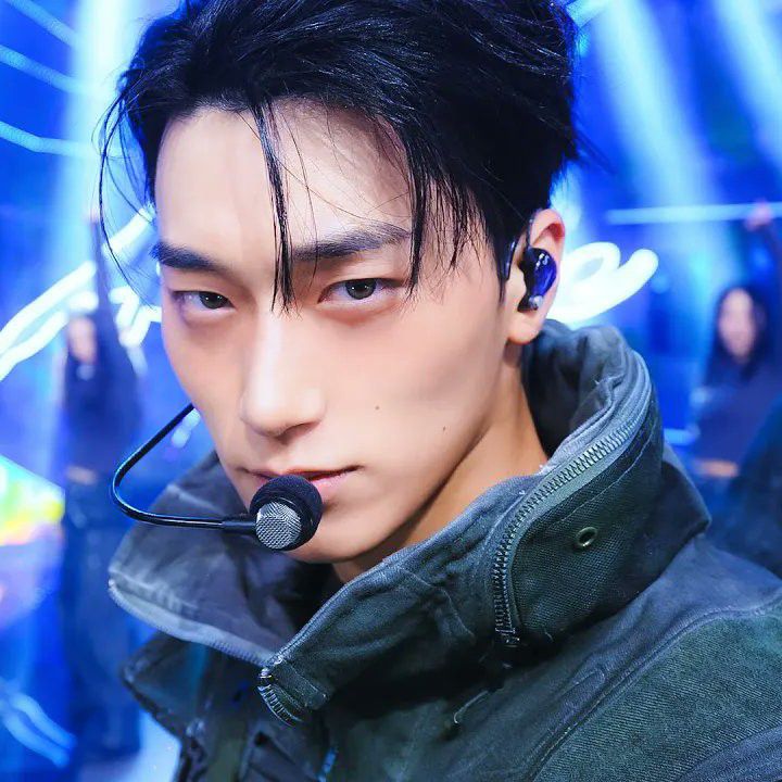 Momen yang diabadikan oleh penggemar ATEEZ