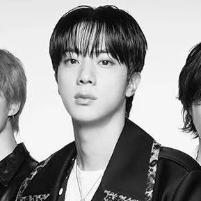Foto aktivitas terbaru Jin (BTS)
