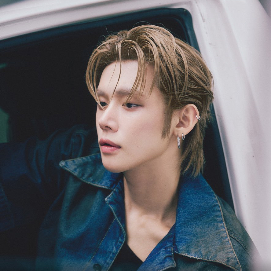 연준 (투모로우바이투게더)의 최신 사진