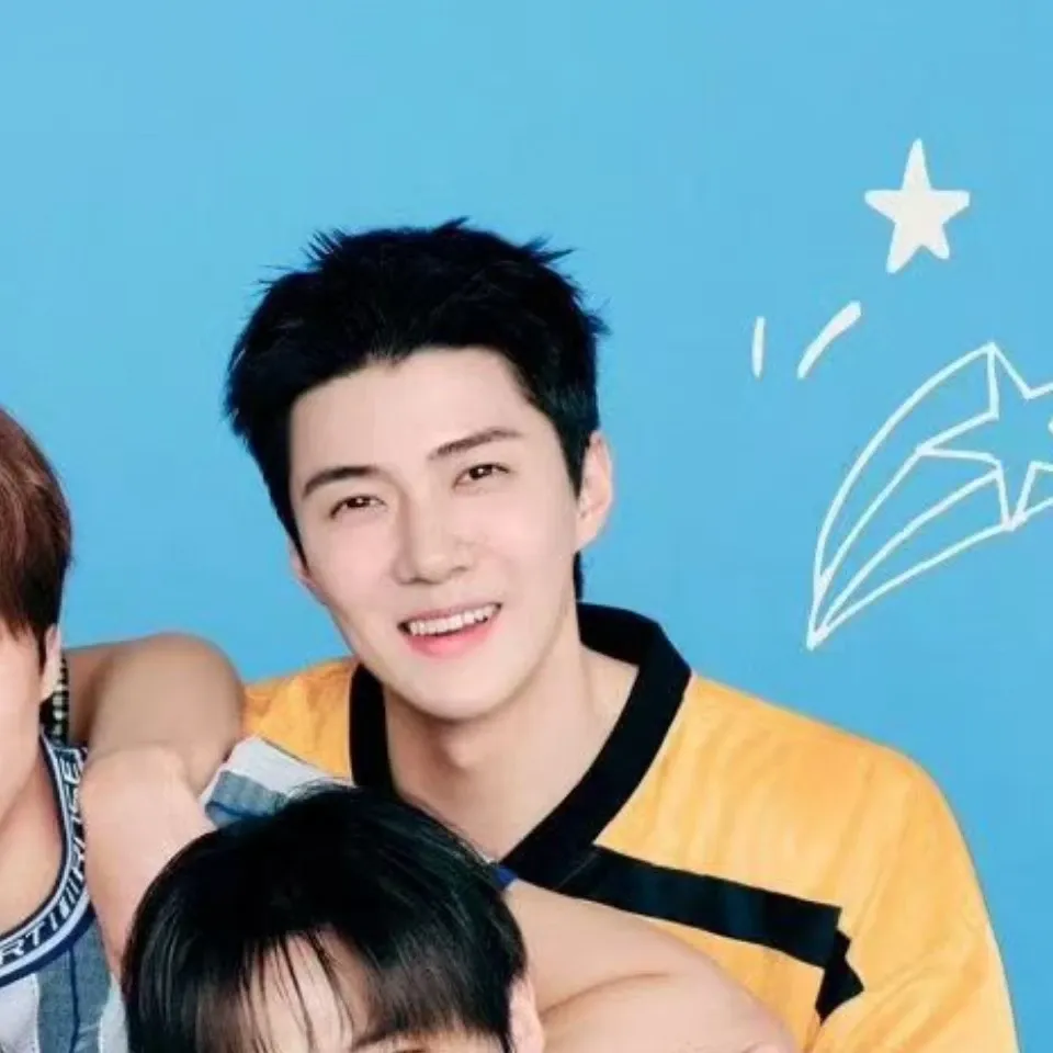 세훈 (EXO)의 최신 사진