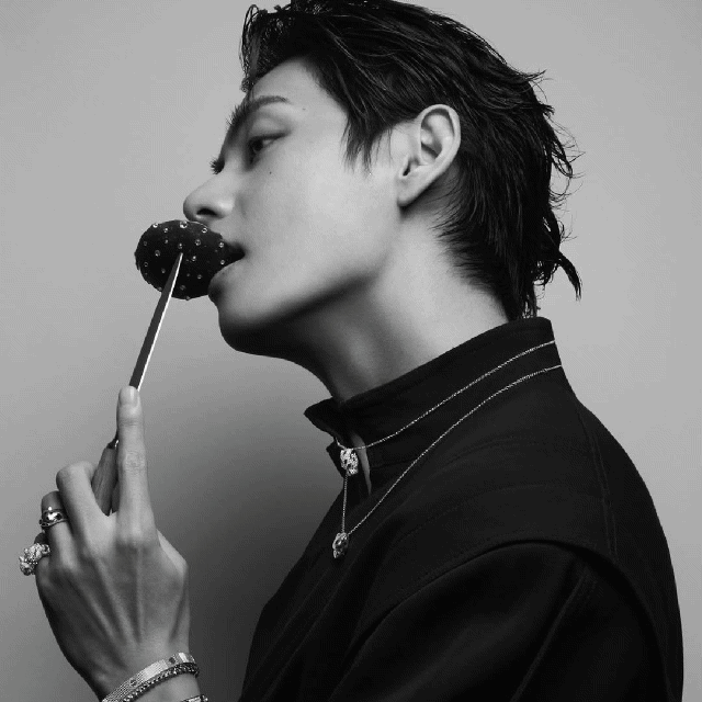 Momen yang diabadikan oleh penggemar V (BTS)