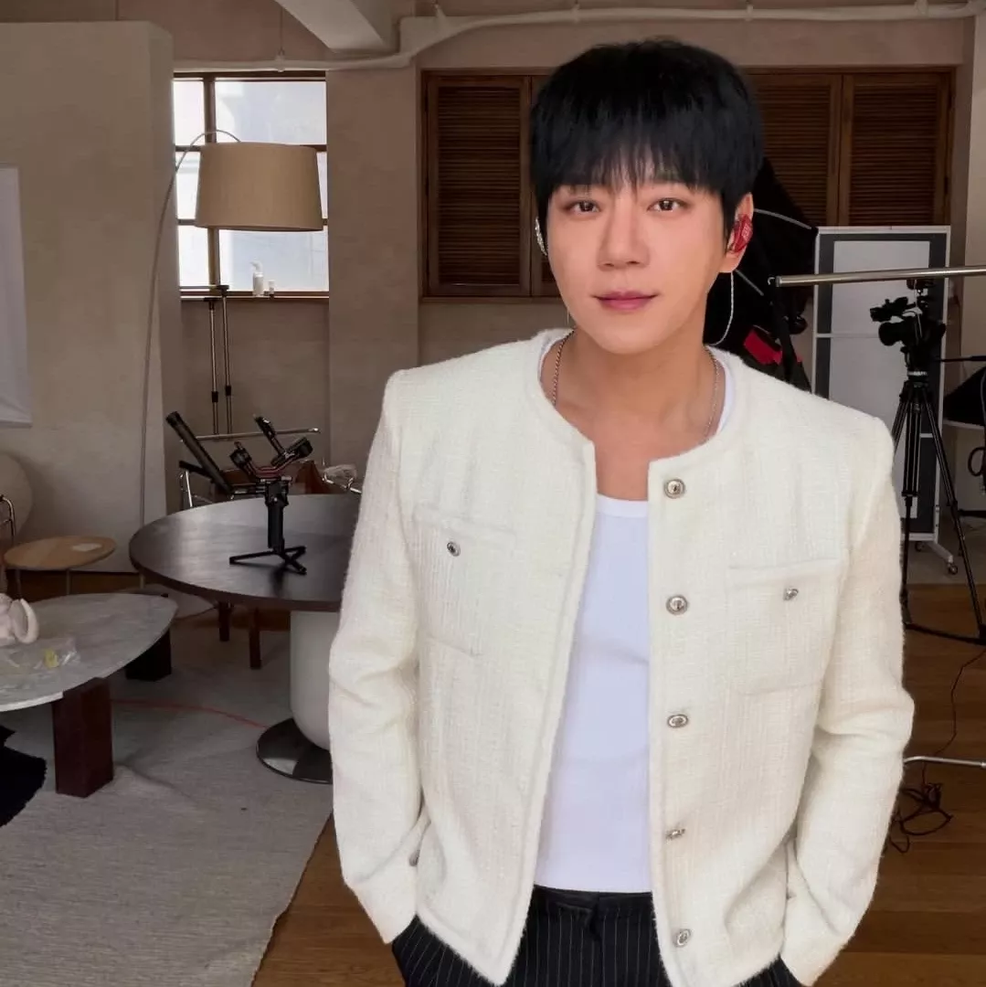 A moment captured by Hwang Chiyeol's fan