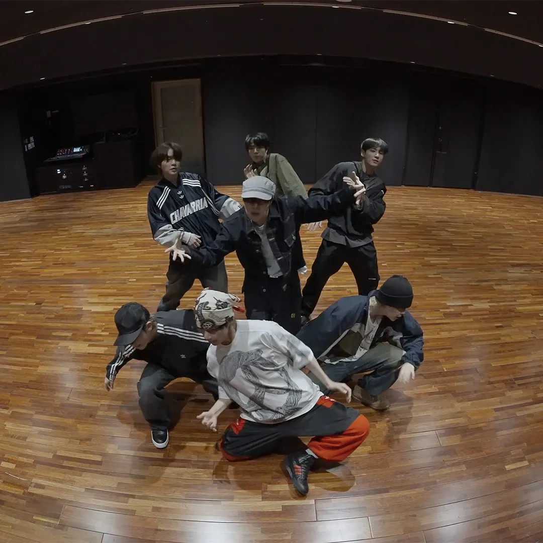 Foto aktivitas terbaru BTS