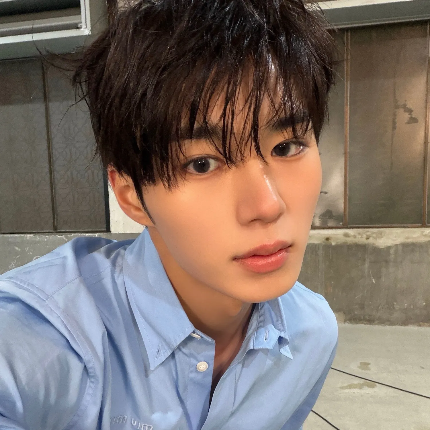 Behind-the-scenes cut of Kim Junseo (ALPHA DRIVE ONE)