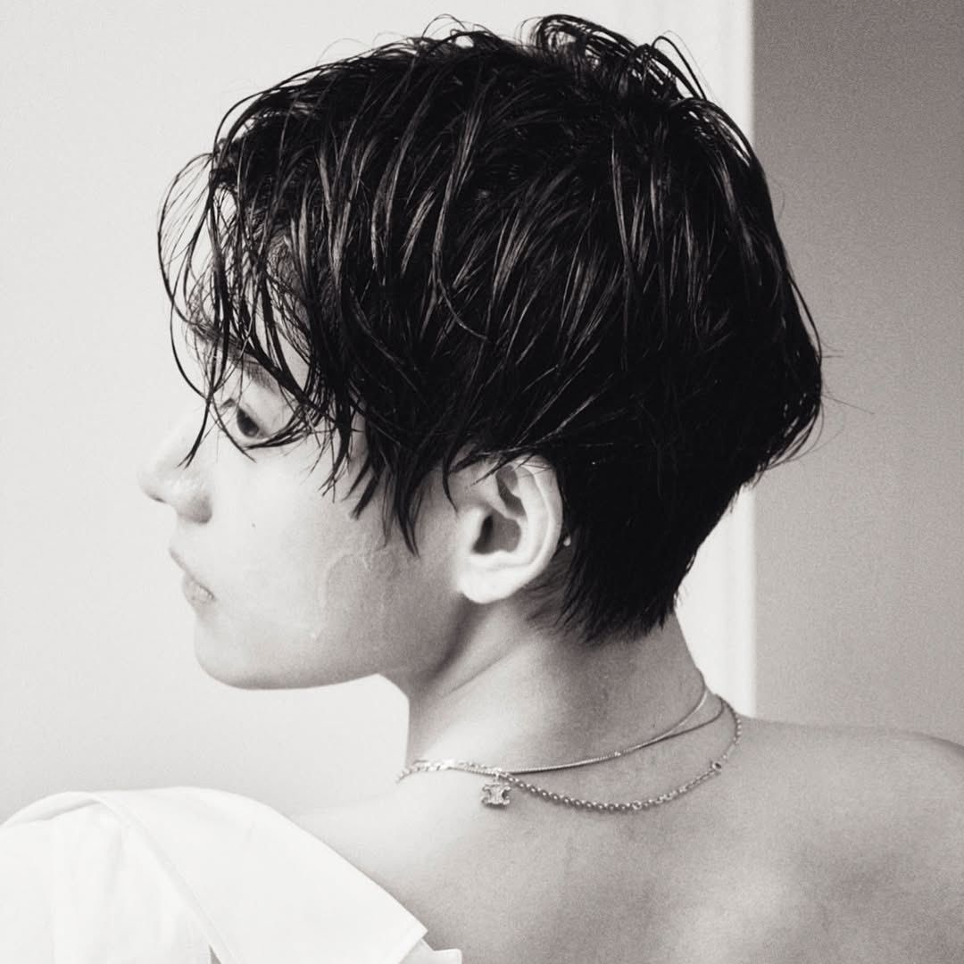 A moment captured by V (BTS)'s fan