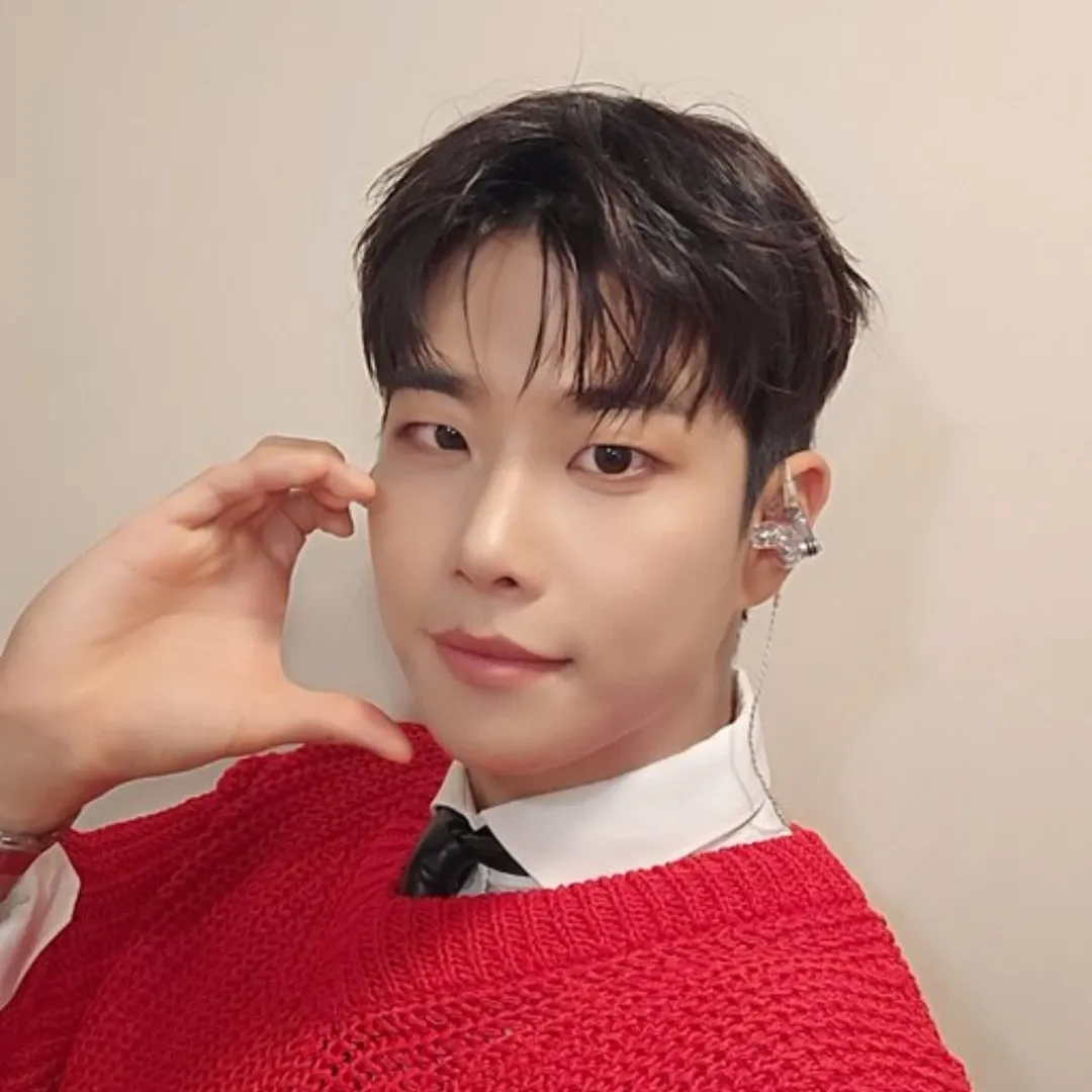 Latest photo of MJ (ASTRO)