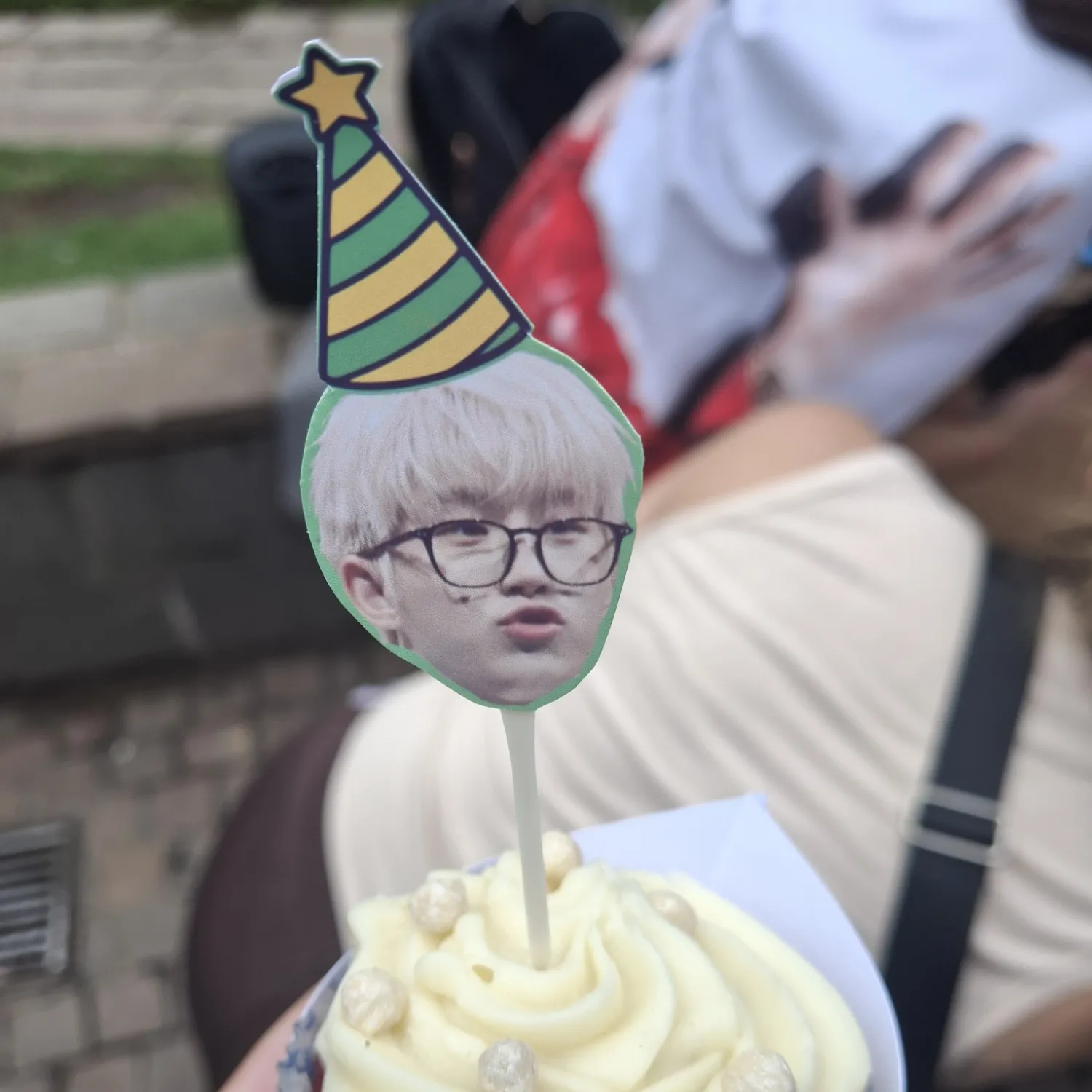 Behind-the-scenes cut of Jinjin (ASTRO)