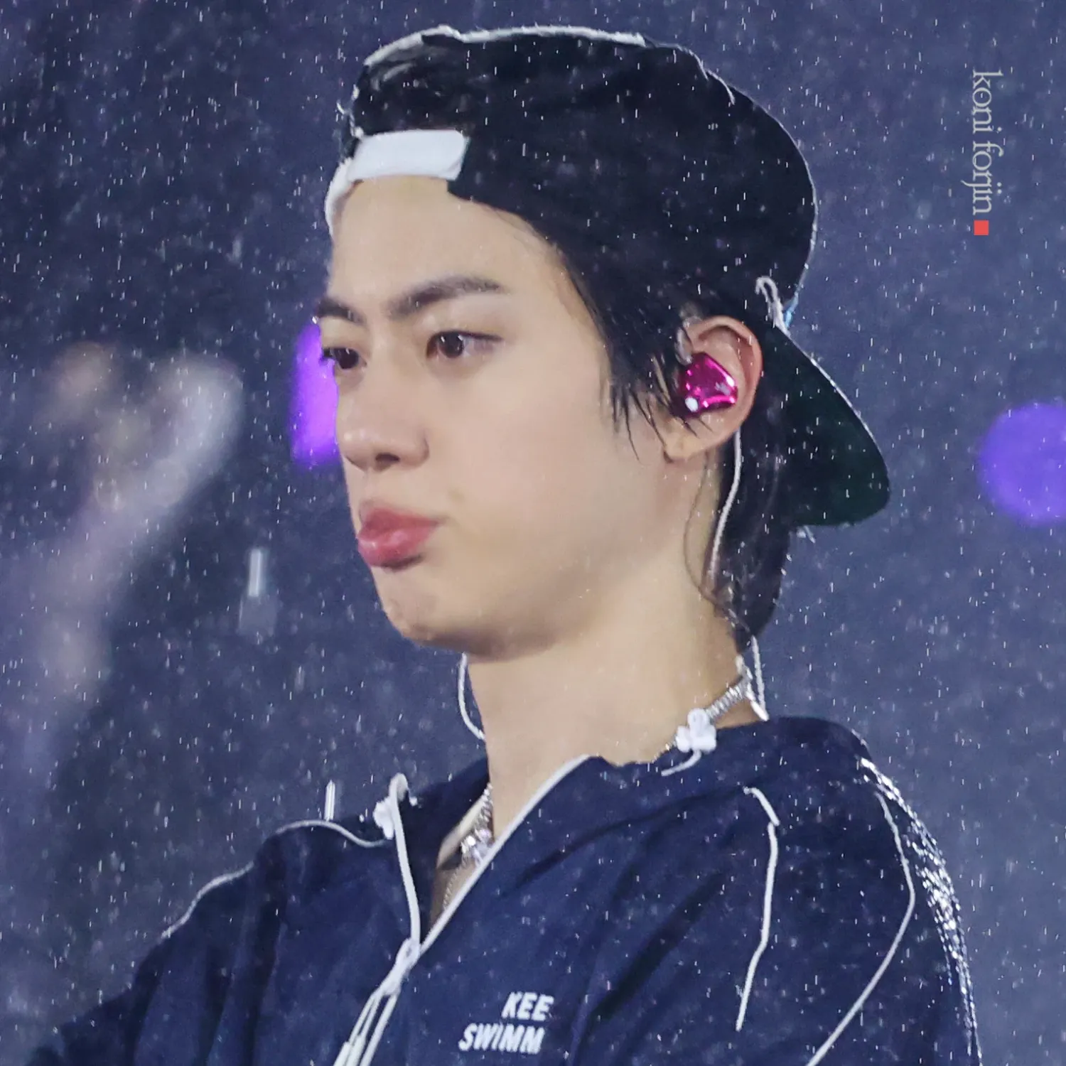 Potret di balik layar Jin (BTS)