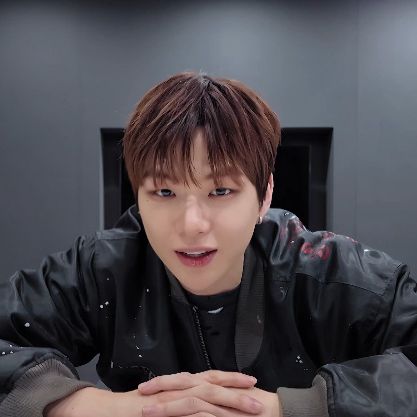 Foto aktivitas terbaru Kang Daniel