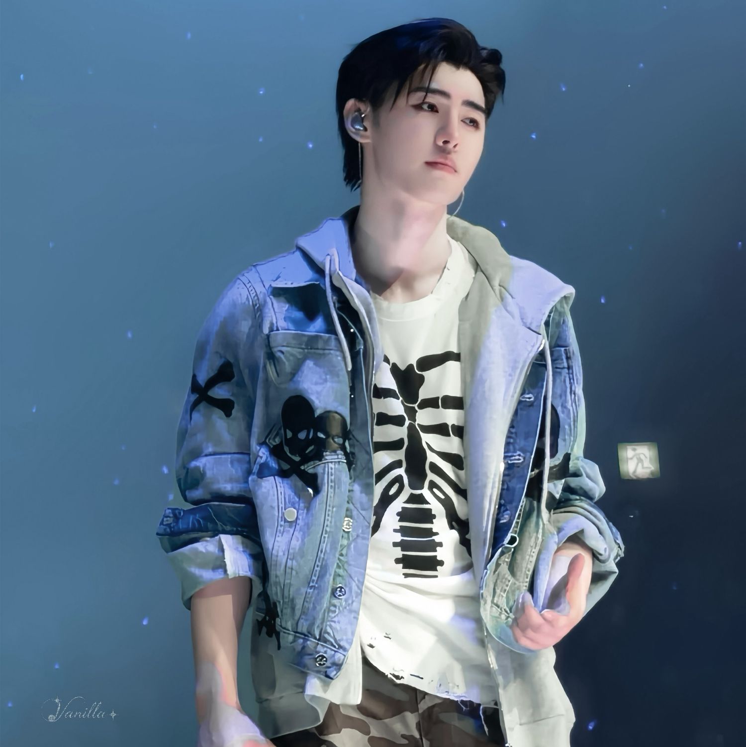 Foto aktivitas terbaru Sunghoon (ENHYPEN)