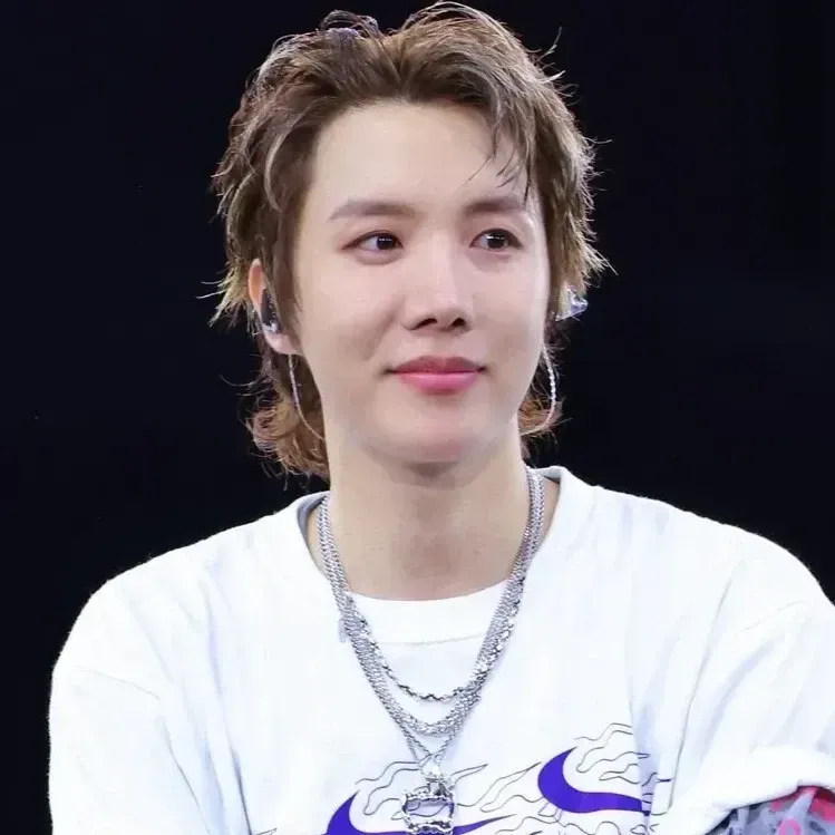 제이홉 (방탄소년단) 최근 활동샷