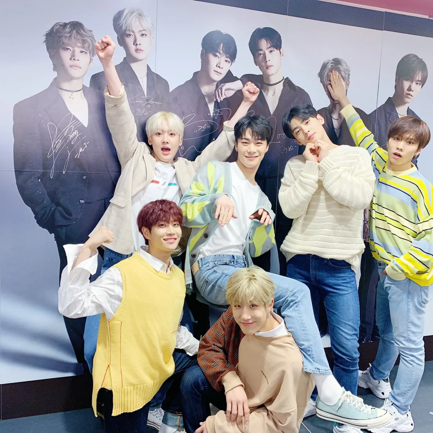 Latest photo of MJ (ASTRO)