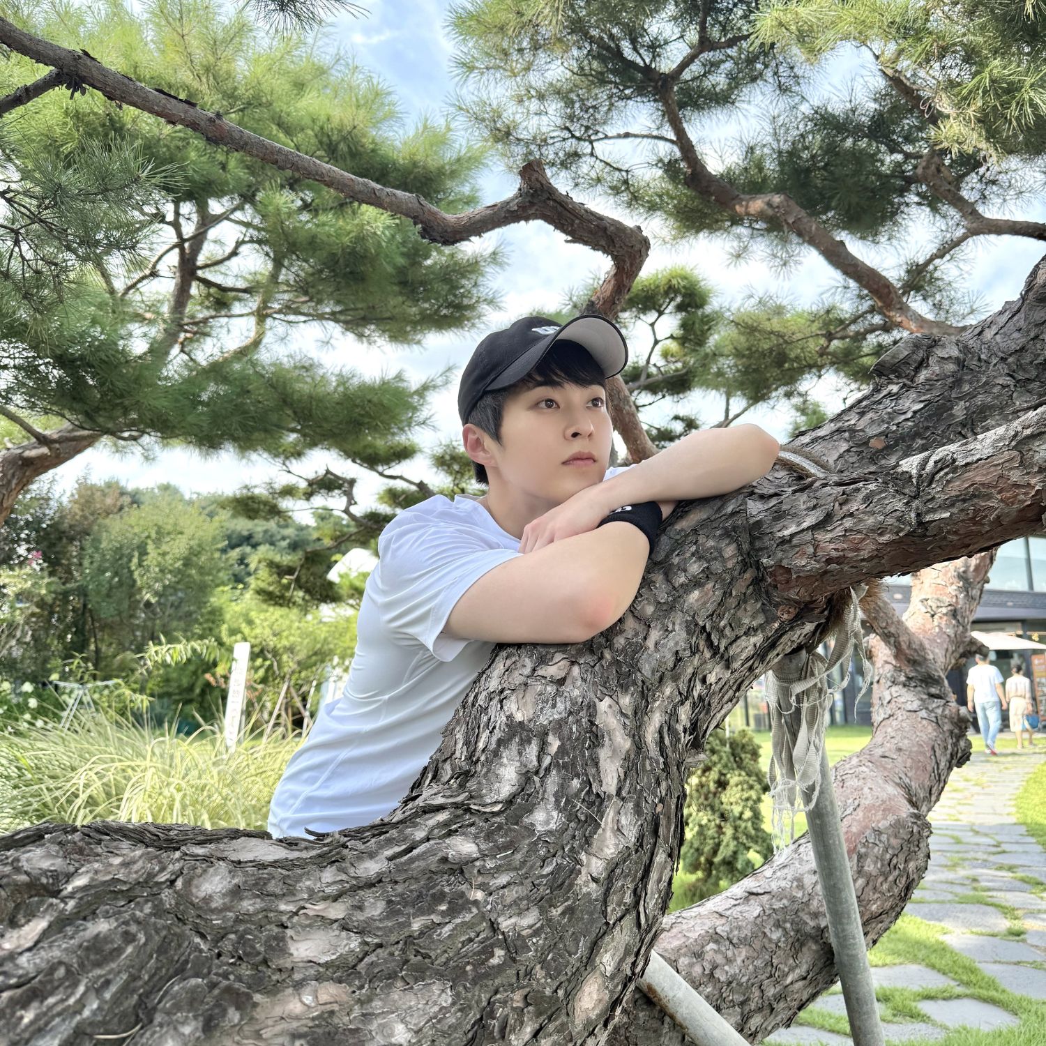 A moment captured by Xiumin (EXO)'s fan