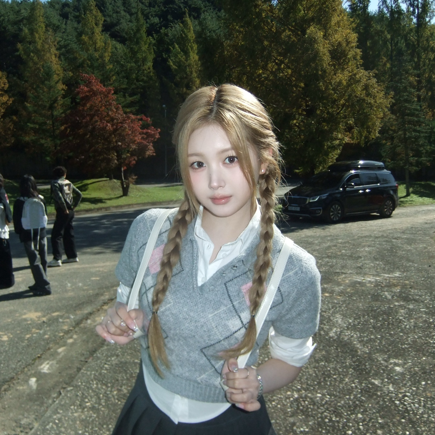 Latest photo of Joobin (tripleS)