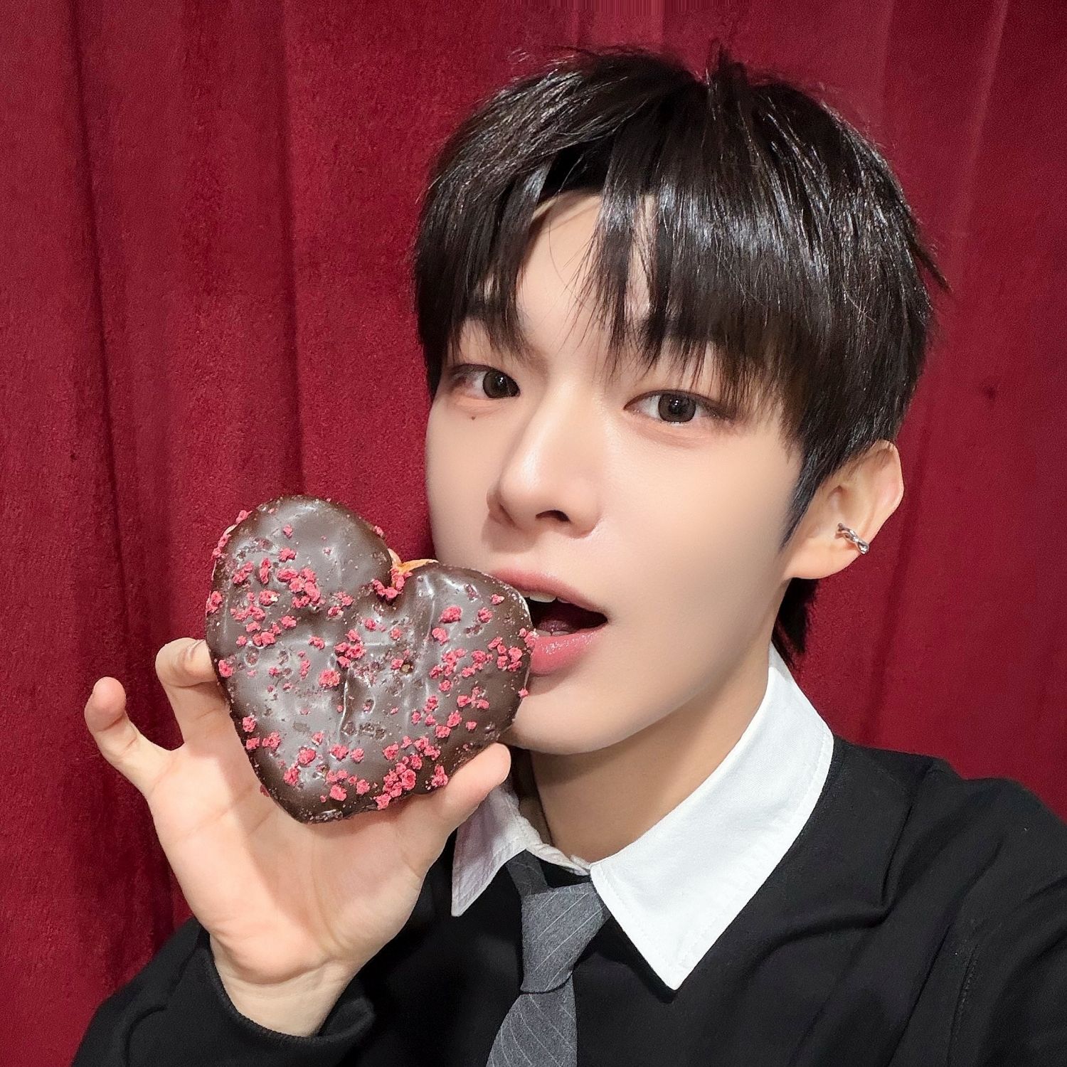 Behind-the-scenes cut of AHOF