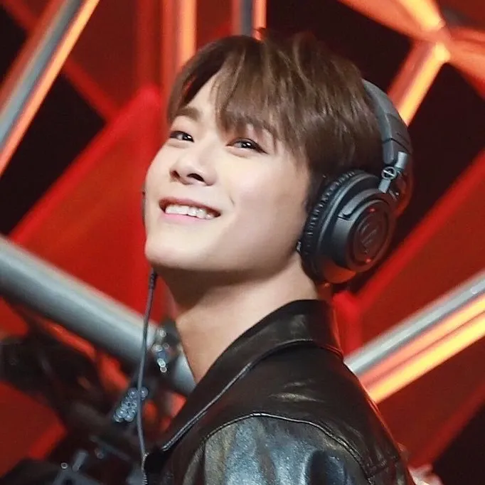 A moment captured by Moonbin (ASTRO)'s fan