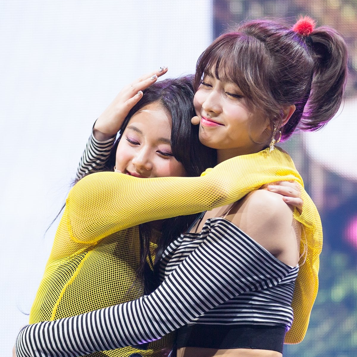 Foto aktivitas terbaru Momo (TWICE)