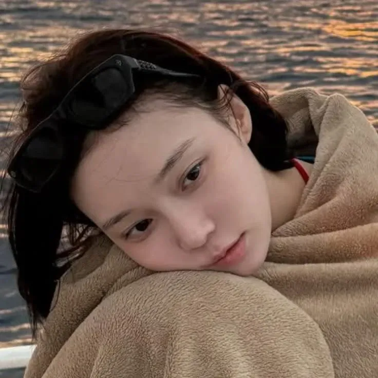 Latest photo of Winter (aespa)