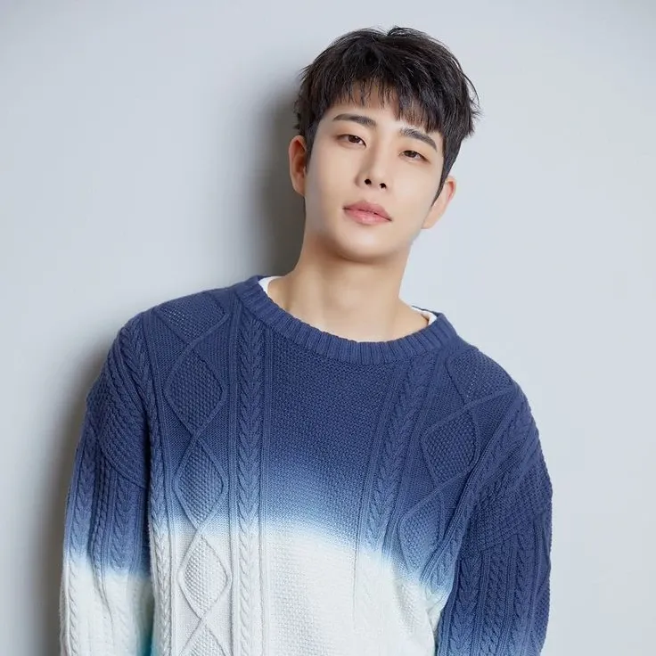 Latest photo of MJ (ASTRO)