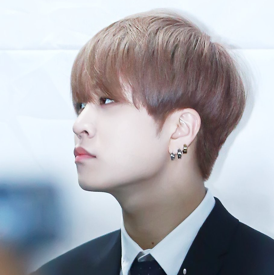 Latest photo of Youngjae (GOT7)