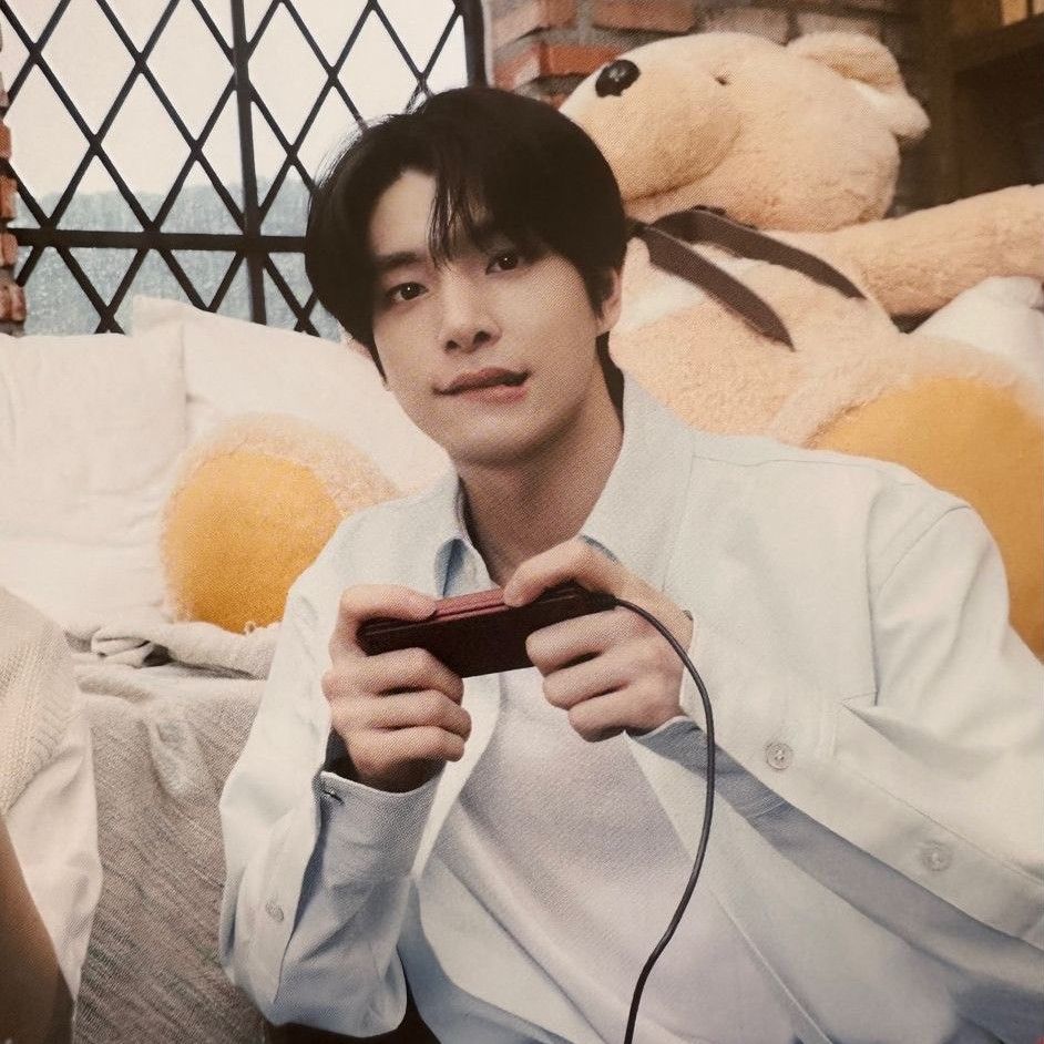 Recent activity shot of Jake (ENHYPEN)