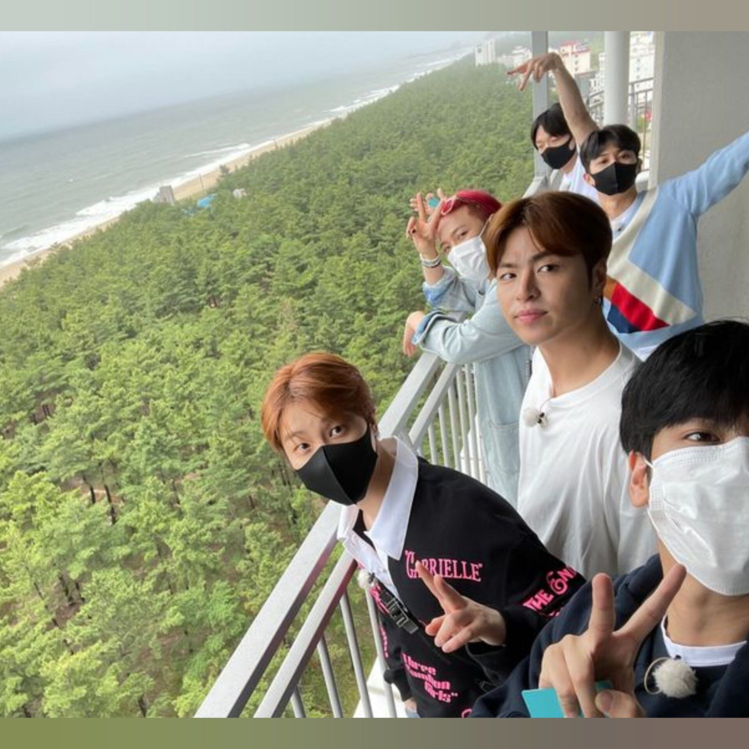 Recent activity shot of iKON