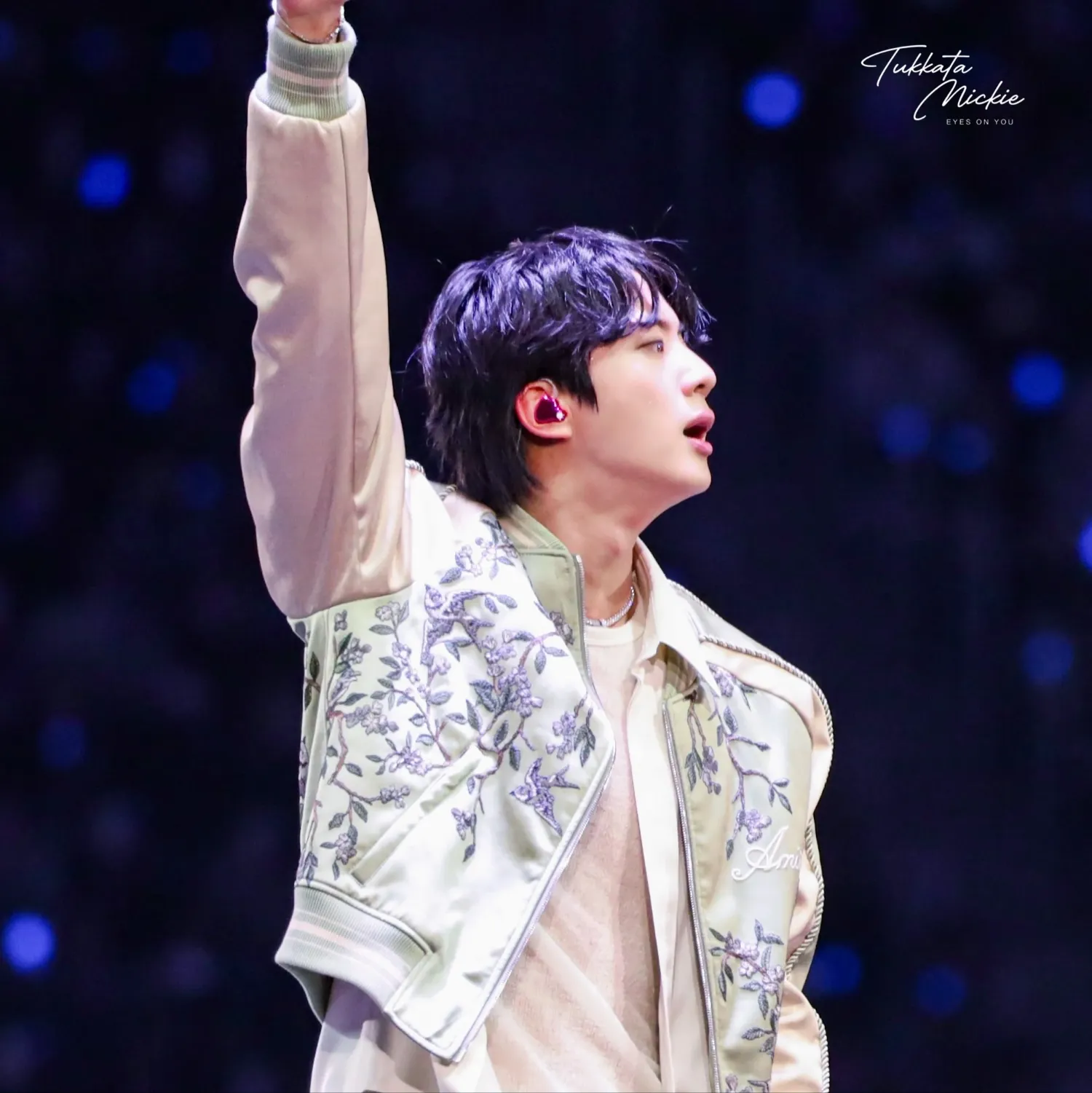 Potret di balik layar Jin (BTS)