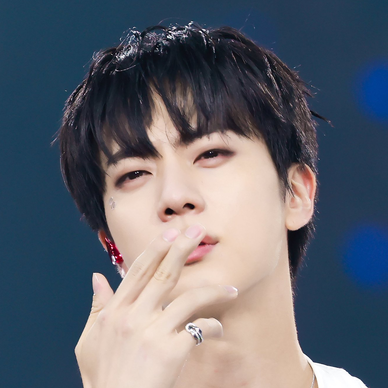 진 (방탄소년단) 최근 활동샷
