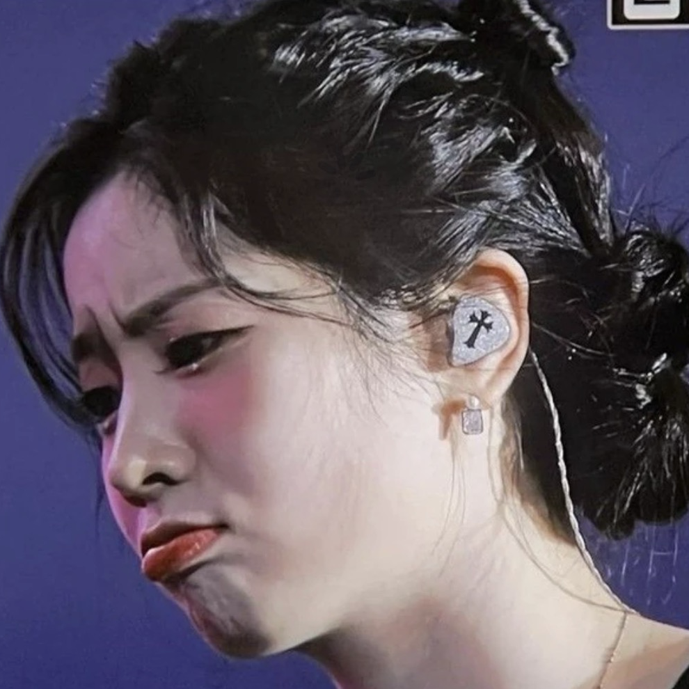 Latest photo of Dahyun (TWICE)