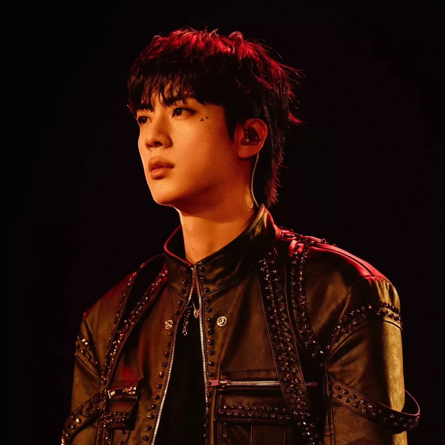 Momen yang diabadikan oleh penggemar Jin (BTS)