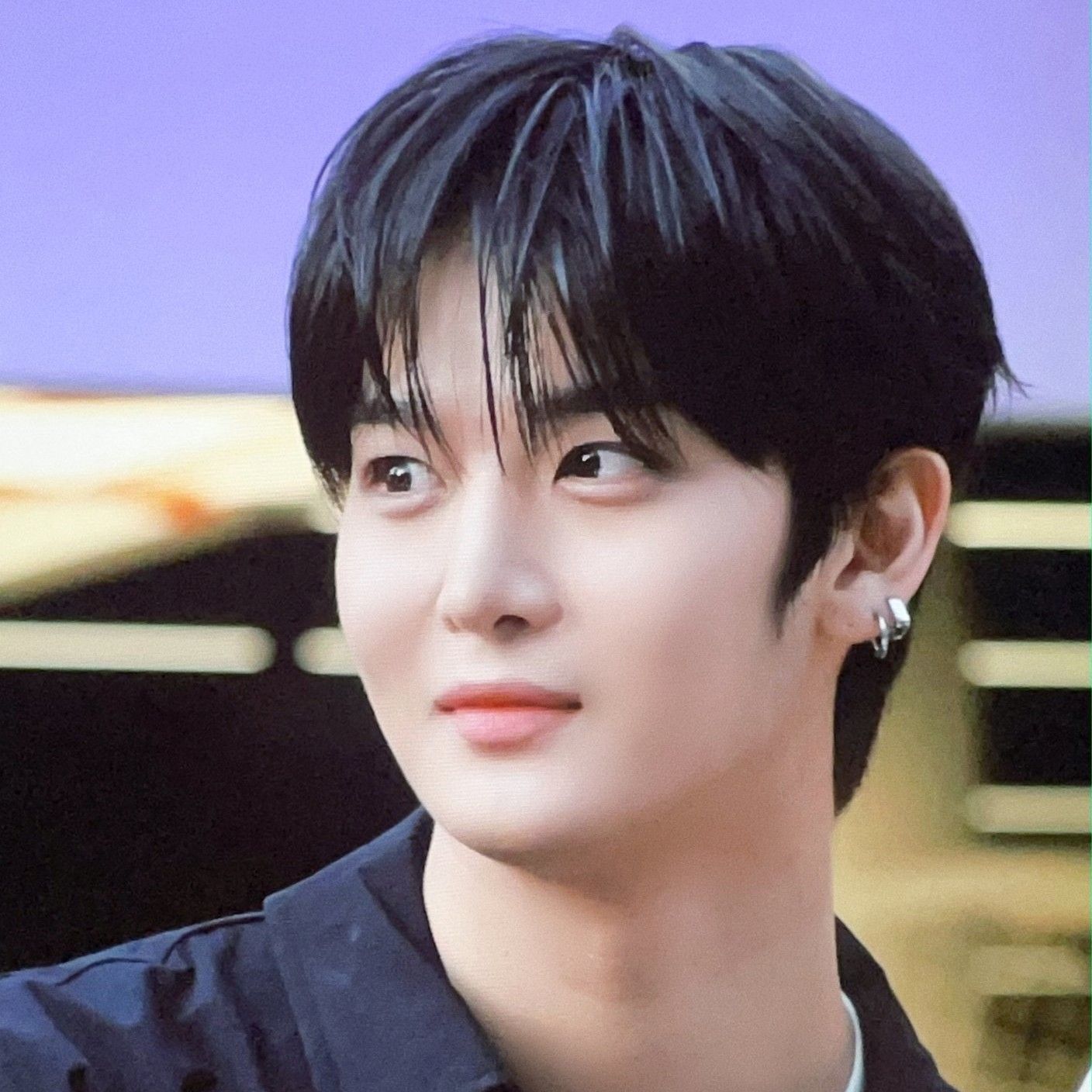 Behind-the-scenes cut of Bae Jinyoung