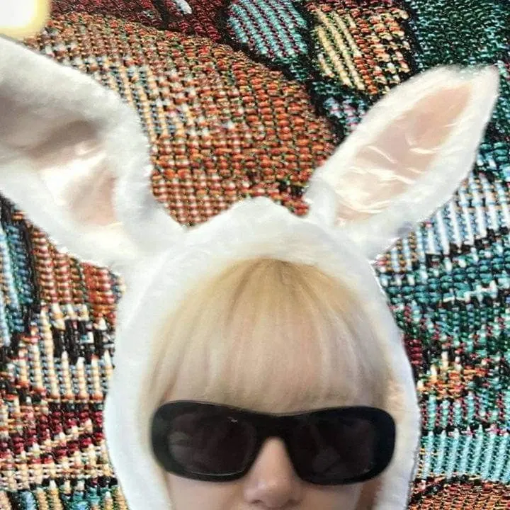 Foto aktivitas terbaru Chaeyoung (TWICE)