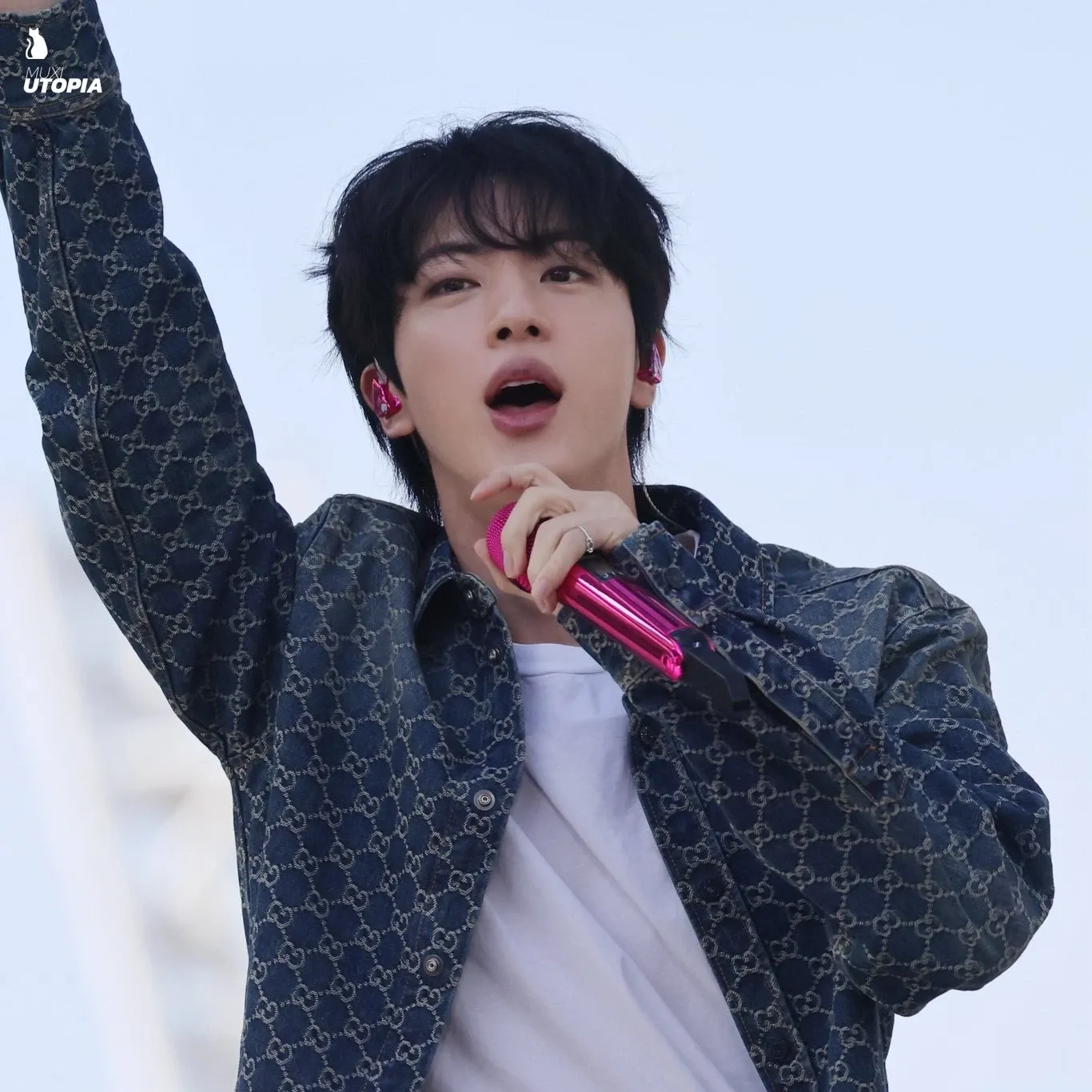 진 (방탄소년단) 최근 활동샷