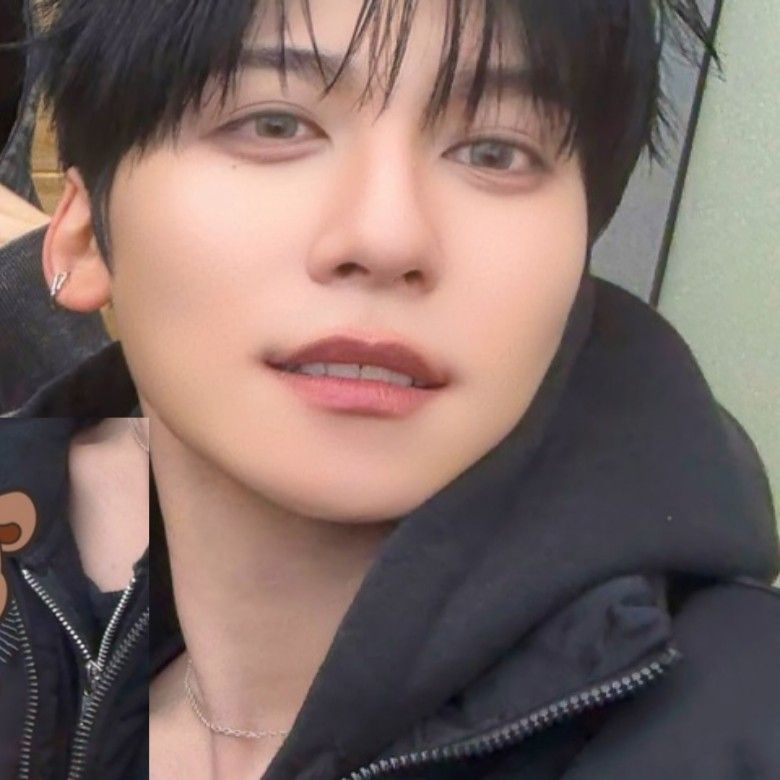 A moment captured by ONEUS's fan