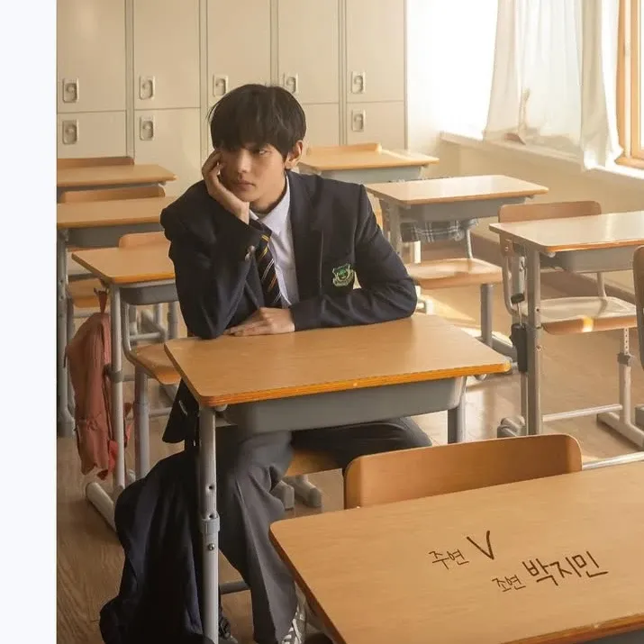 뷔 (방탄소년단)의 최신 사진