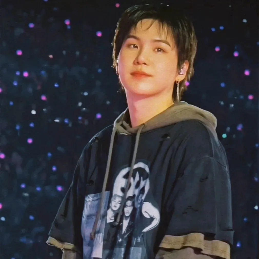 SUGA (BTS)の舞台裏ショット