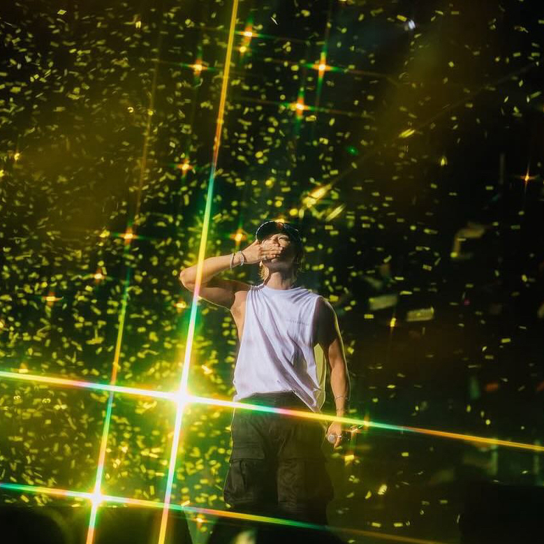 太阳 (BIGBANG)的最新活动照片