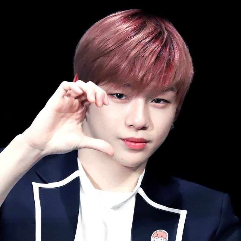 Behind-the-scenes cut of Kang Daniel
