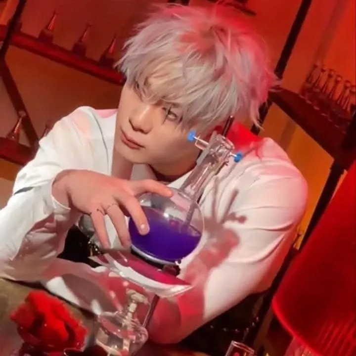 Latest photo of Moonbin (ASTRO)
